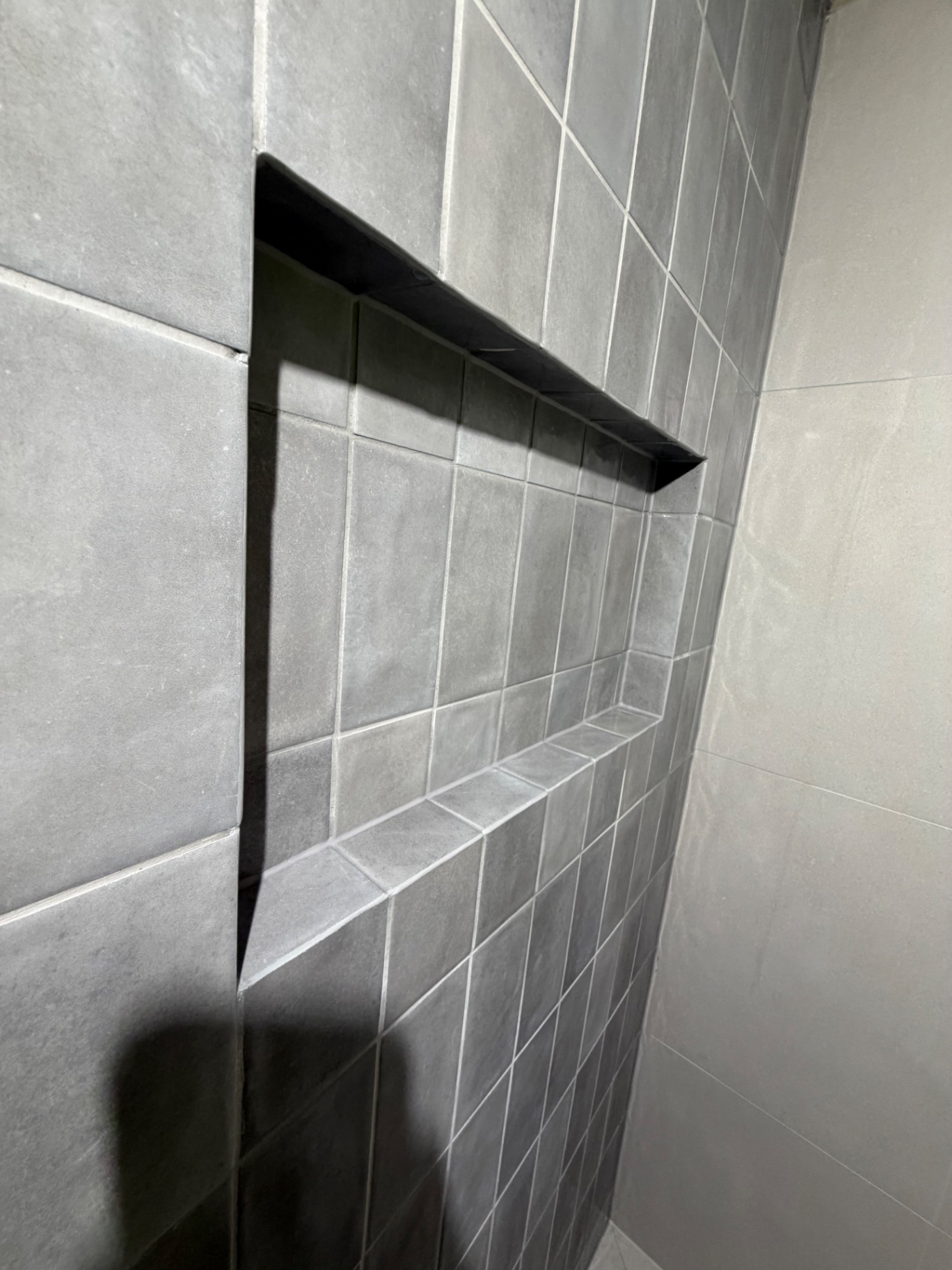 Mitred niche detail — Noosa Heads
